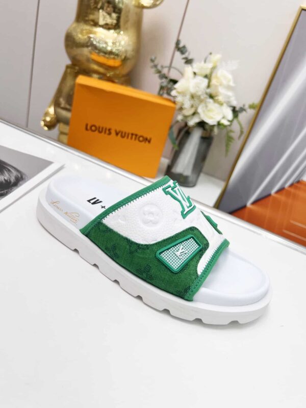 Louis Vuitton Women's Pool Pillow Comfort Mule Green For Women LV