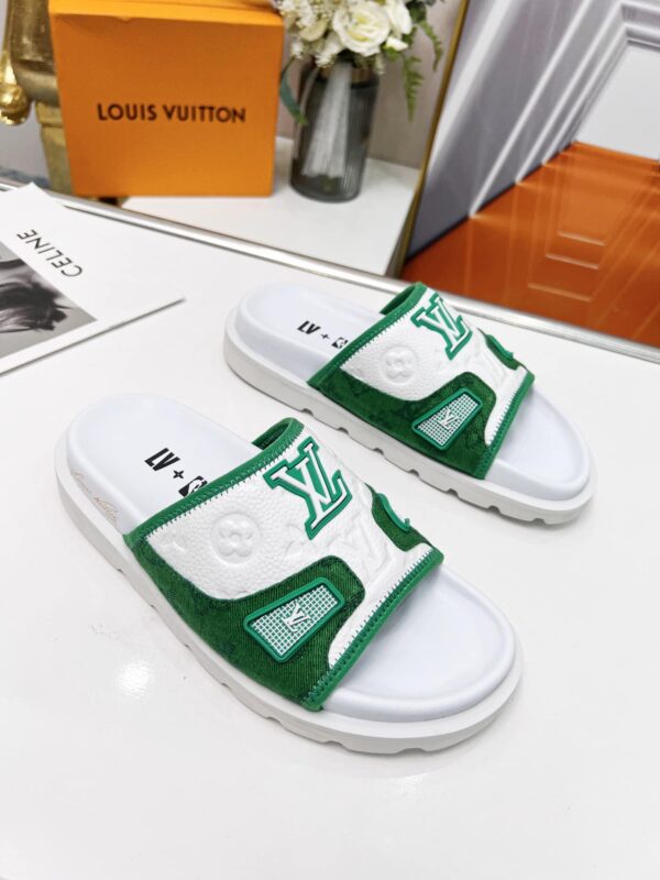 Louis Vuitton Women's Pool Pillow Comfort Mule Green For Women LV