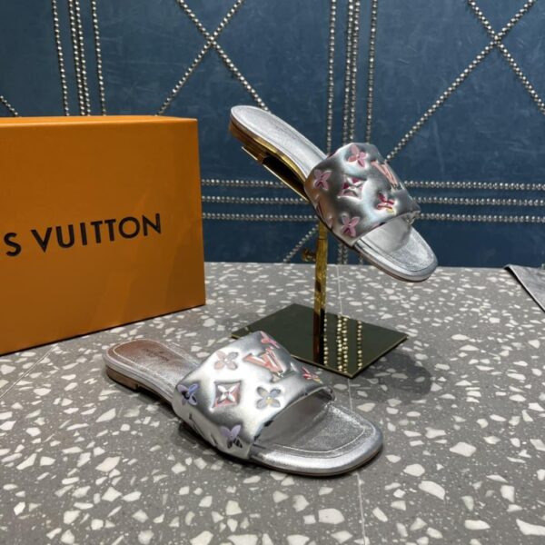 Louis Vuitton Women's Revival Flat Mule Sliver For Women LV 1AAOVA