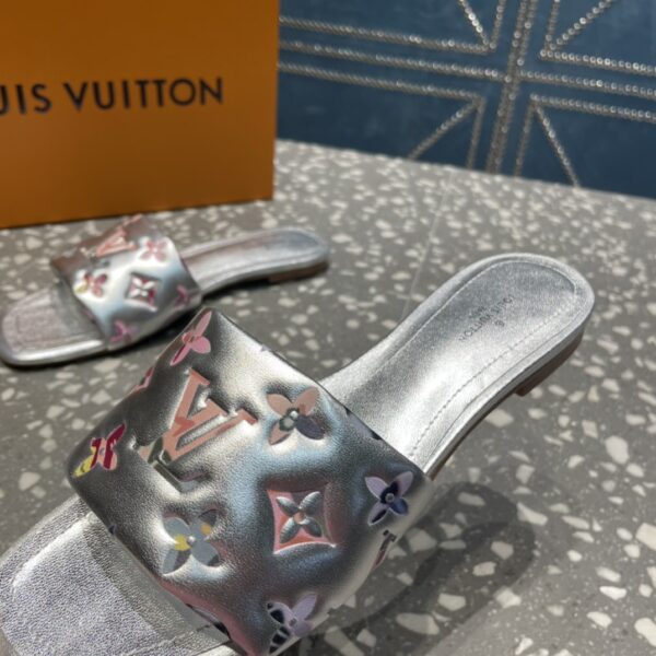 Louis Vuitton Women's Revival Flat Mule Sliver For Women LV 1AAOVA