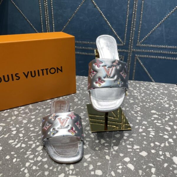 Louis Vuitton Women's Revival Flat Mule Sliver For Women LV 1AAOVA