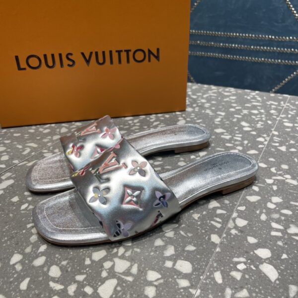 Louis Vuitton Women's Revival Flat Mule Sliver For Women LV 1AAOVA