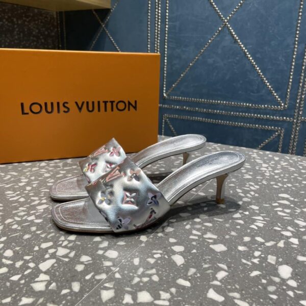 Louis Vuitton Women's Revival Mule Sliver For Women LV 1AAOUB