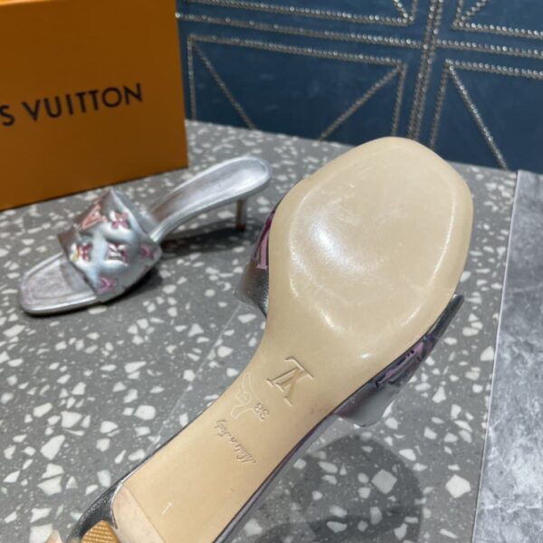 Louis Vuitton Women's Revival Mule Sliver For Women LV 1AAOUB