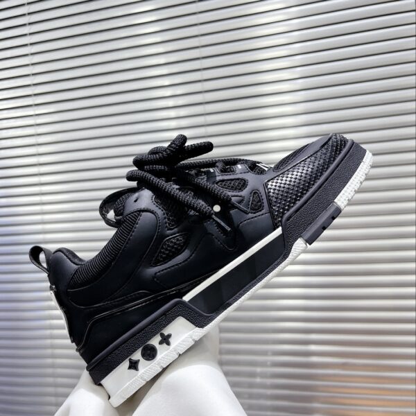 Louis Vuitton Women's Skate Sneakers Black For Women LV