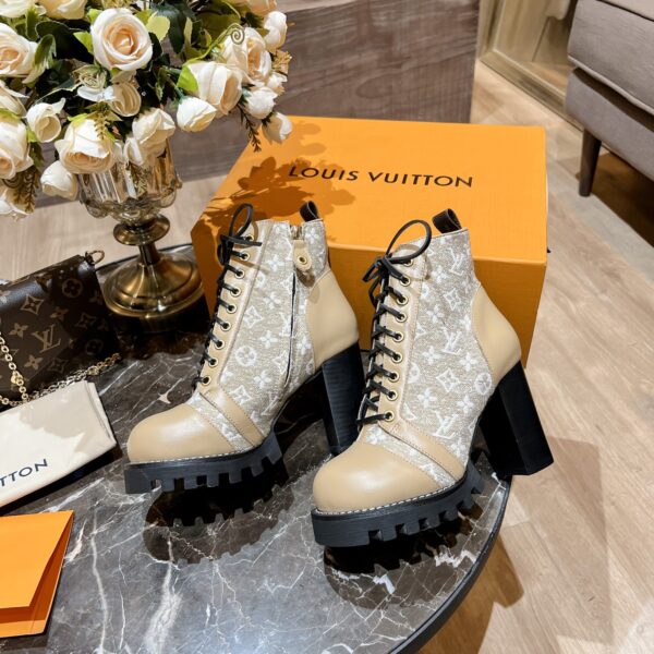 Louis Vuitton Women's Star Trail Ankle Boot Beige For Women LV