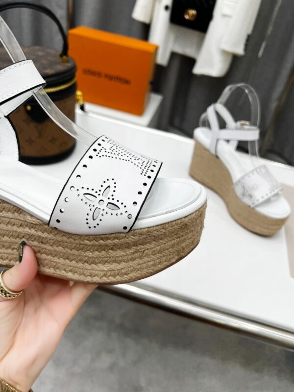 Louis Vuitton Women's Starboard Wedge Sandal White For Women LV 1A9PKT