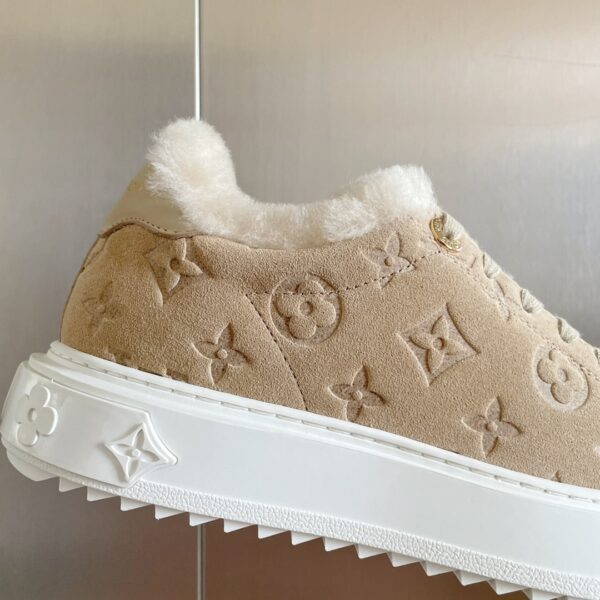 Louis Vuitton Women's Time Out Sneaker Beige For Women LV