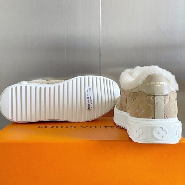 Louis Vuitton Women's Time Out Sneaker Beige For Women LV