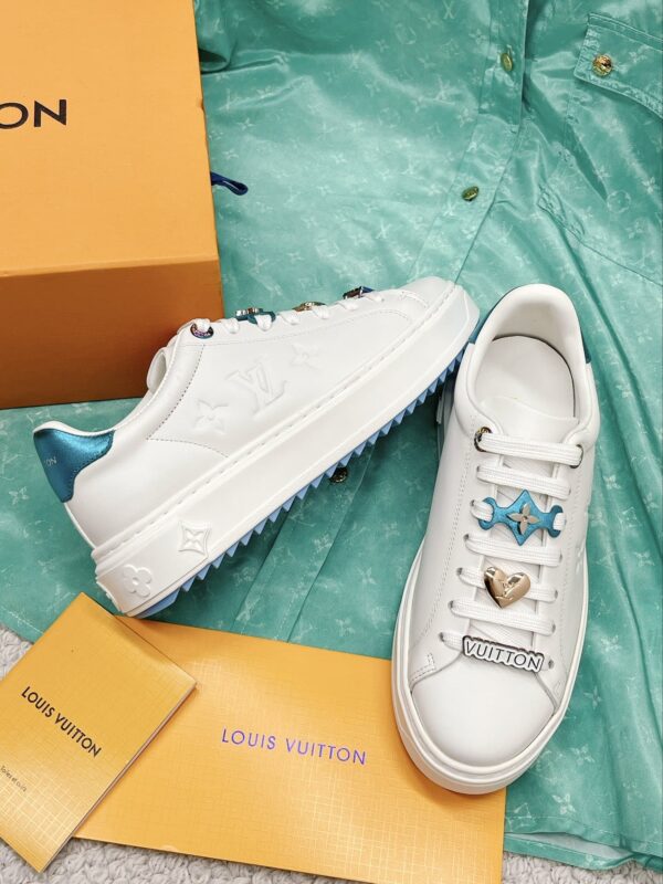 Louis Vuitton Women's Time Out Sneaker Blue For Women LV 1AADNP