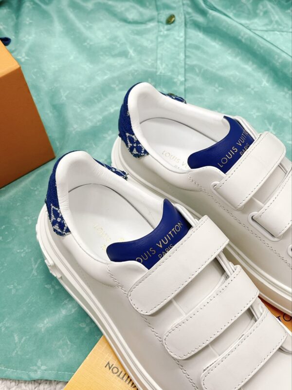Louis Vuitton Women's Time Out Sneaker Blue For Women LV 1AADQ0