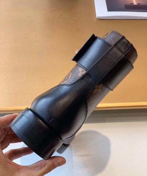 Louis Vuitton Wonderland Flat Ranger Patent Monogram Material Black/Brown For Women LV 1A2Q3N