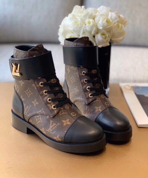 Louis Vuitton Wonderland Flat Ranger Patent Monogram Material Black/Brown For Women LV 1A2Q3N