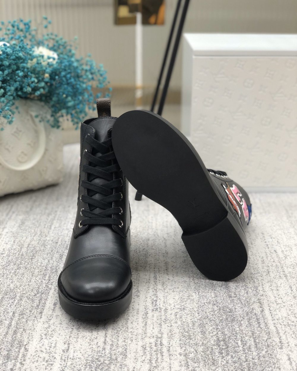 Louis Vuitton Wonderland Ranger Black For Women LV