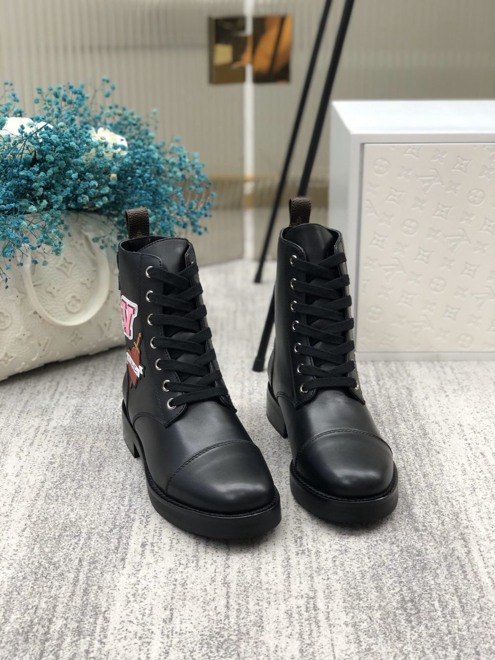 Louis Vuitton Wonderland Ranger Black For Women LV - Image 9