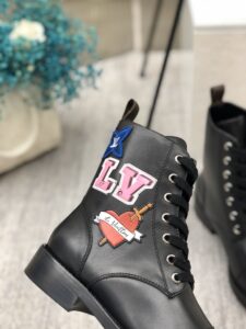 Louis Vuitton Wonderland Ranger Black For Women LV