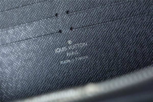 Louis Vuitton Zippy Dragonne Epi Black For Women, Women's Wallets 4.3in/11cm LV M81325