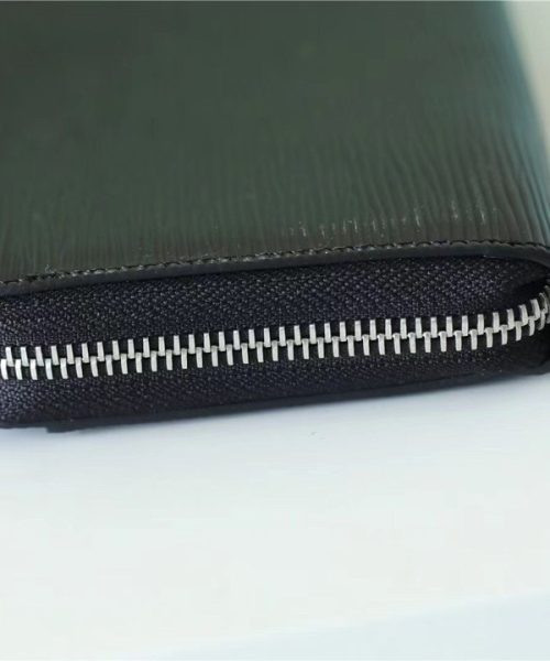 1:1 Replica Louis Vuitton Zippy Dragonne Epi Black For Women, Women's Wallets 4.3in/11cm LV M81325