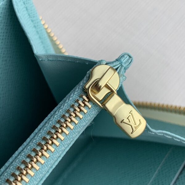 Louis Vuitton Zippy Wallet Monogram Canvas For Women, Women's Wallet 7.7in/19.5cm LV