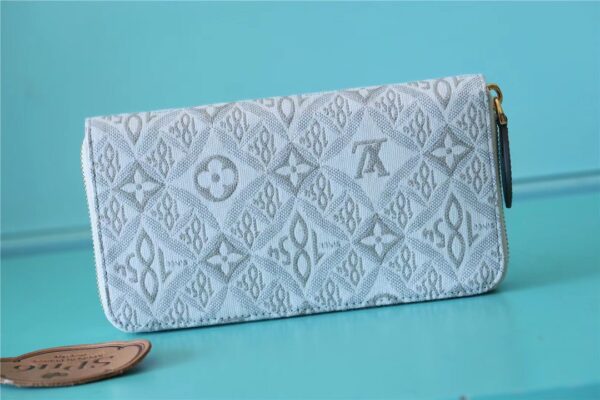 Louis Vuitton Zippy Wallet Since 1854 Jacquard Canvas Ecru Blue For Women, Women's Wallets 7.7in/19.5cm LV