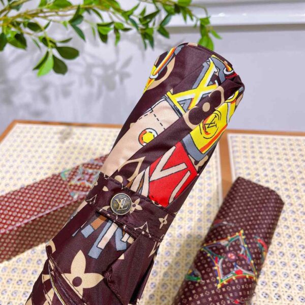 LV Monogram In the Middle Folding Umbrella Brown