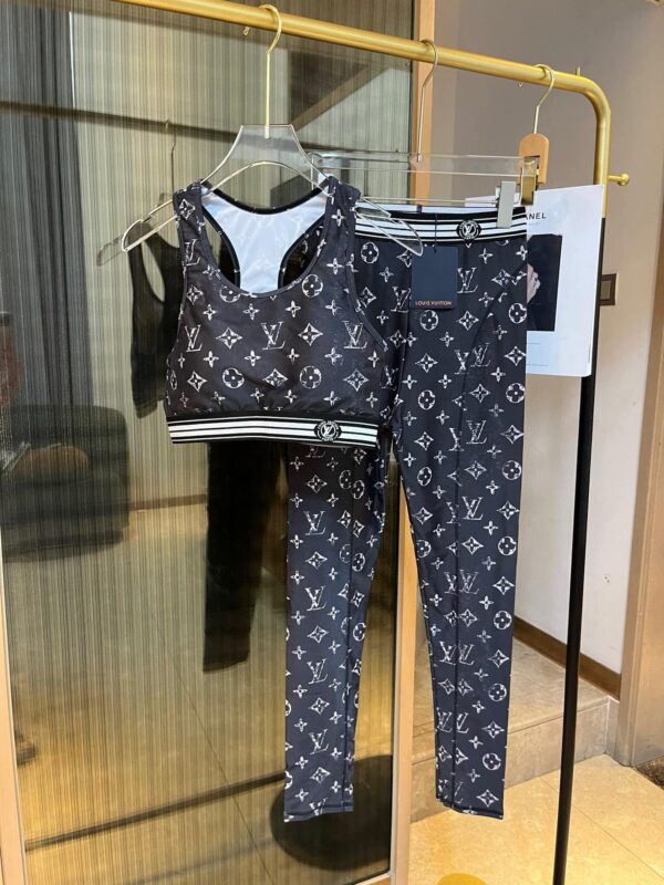 LV Vuitton Signature Sport Bra And Pants Black For Women