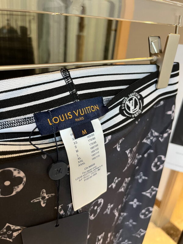 LV Vuitton Signature Sport Bra And Pants Black For Women