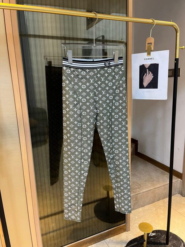 LV Vuitton Signature Sport Bra And Pants Grey For Women