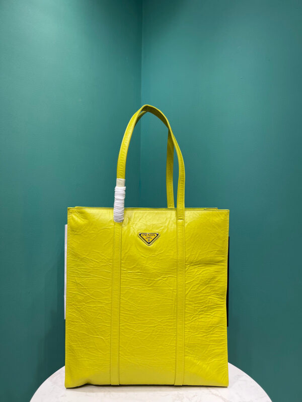 Medium Antiqued Nappa Tote Bag In Yellow/Green For Women 15.3 in/ 39cm