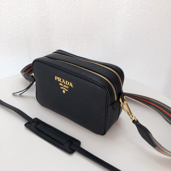 Medium Camera Bag With Gold Tone Hardware In Black For Women 8.6in/ 22cm