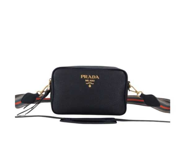 Medium Camera Bag With Gold Tone Hardware In Black For Women 8.6in/ 22cm