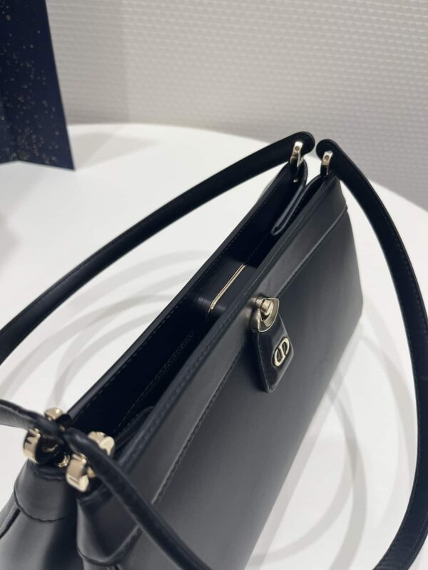 1:1 Replica Medium Dior Key Bag Black For Women 12in/30 cm M1843OBEQ_M900