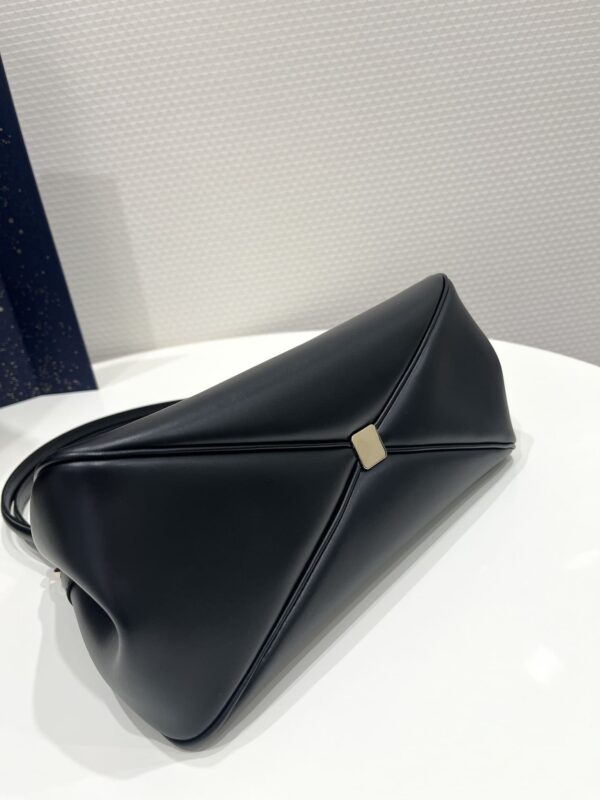 1:1 Replica Medium Dior Key Bag Black For Women 12in/30 cm M1843OBEQ_M900