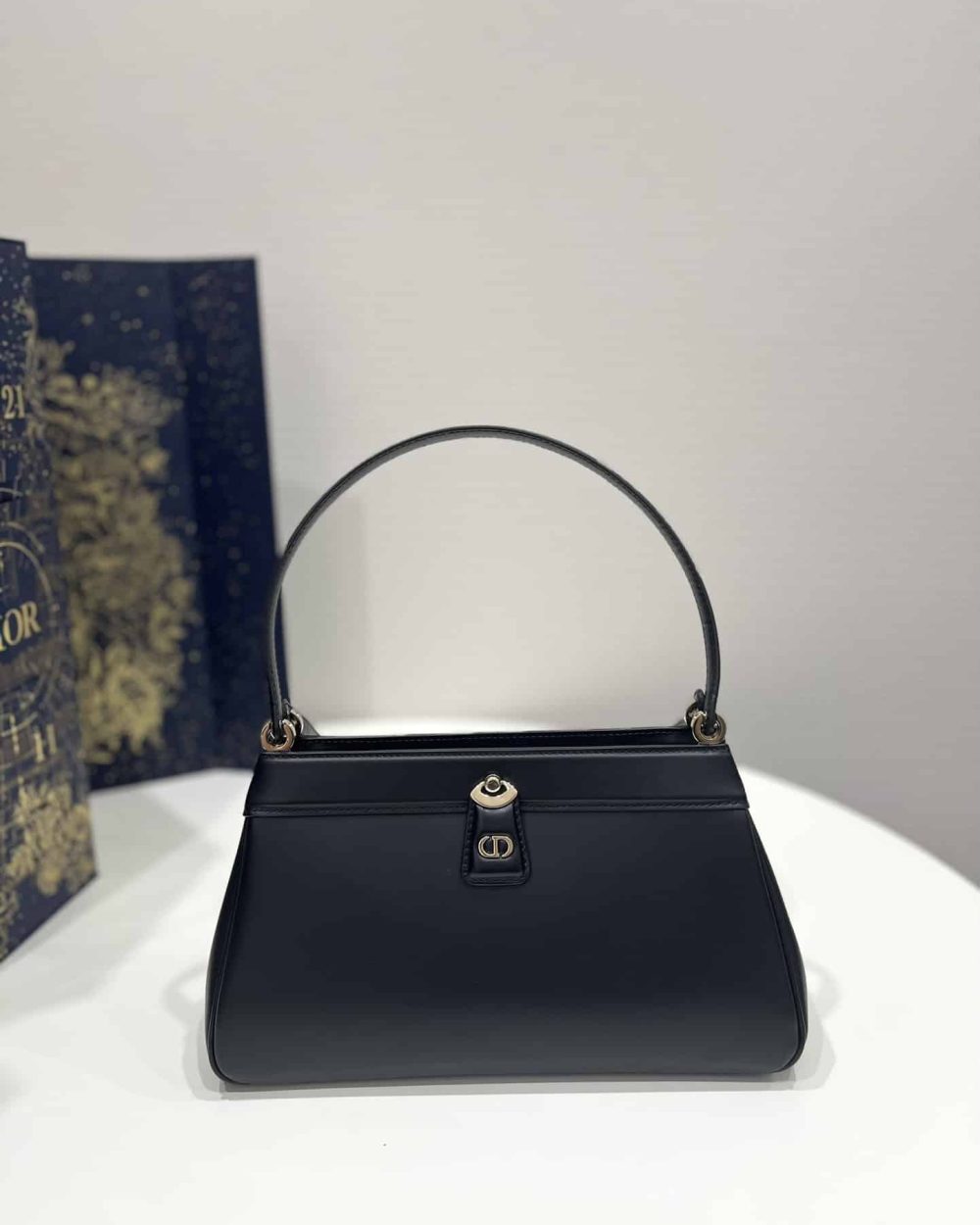 1:1 Replica Medium Dior Key Bag Black For Women 12in/30 cm M1843OBEQ_M900
