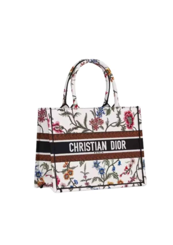 1:1 Replica Medium Dior Tote Bag White/Black For Women 14in/ 36cm M1296ZEAU_M933