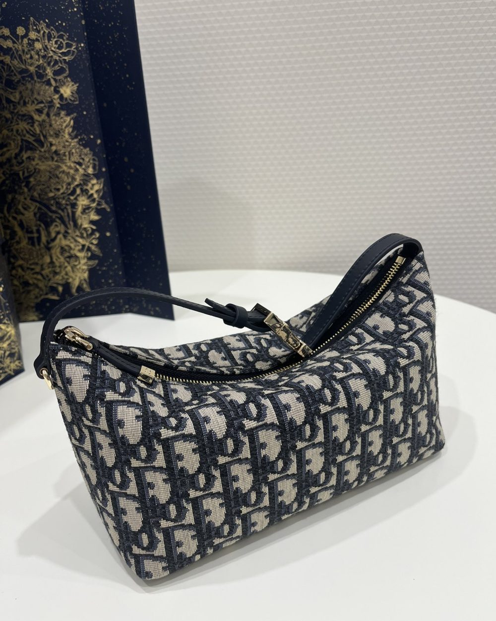 1:1 Replica Medium Diortravel Nomad Pouch Blue For Women 8.5in/ 22cm S5554OTZQ_M928