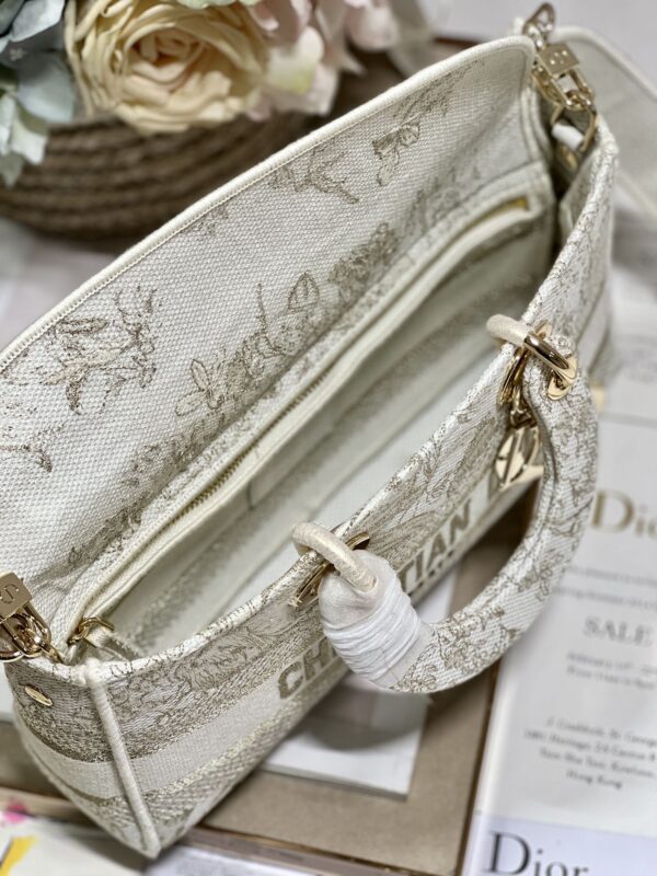 1:1 Replica Medium Lady D-Joy Bag Beige For Women 10in/26cm