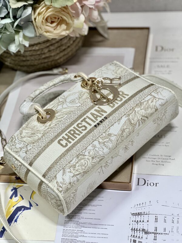 1:1 Replica Medium Lady D-Joy Bag Beige For Women 10in/26cm