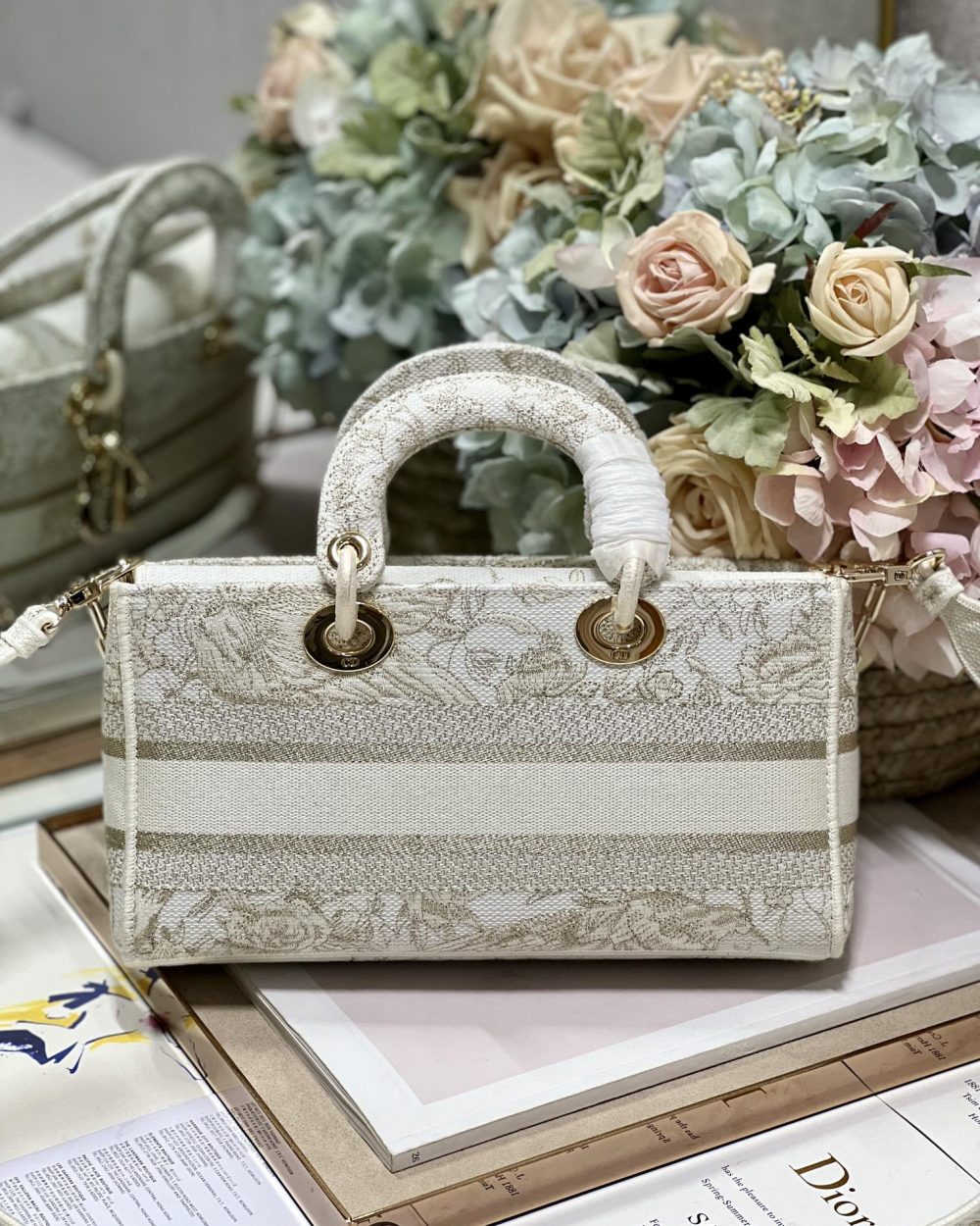 1:1 Replica Medium Lady D-Joy Bag Beige For Women 10in/26cm