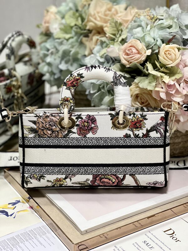 1:1 Replica Medium Lady D-Joy Bag White/Black For Women 10in/26cm