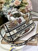 1:1 Replica Medium Lady D-Joy Bag White/Black For Women 10in/26cm