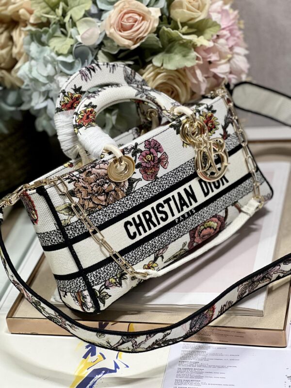 1:1 Replica Medium Lady D-Joy Bag White/Black For Women 10in/26cm