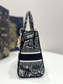 1:1 Replica Medium Lady D-Lite Bag Black For Women 9.5in/ 24cm M0565OOMP_M993