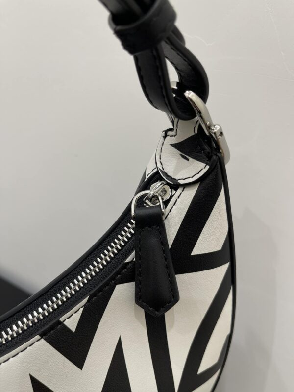 1:1 Replica Medium Nano Fendigraphy Hobo Bag Black And White For Women 11.5in/ 29cm
