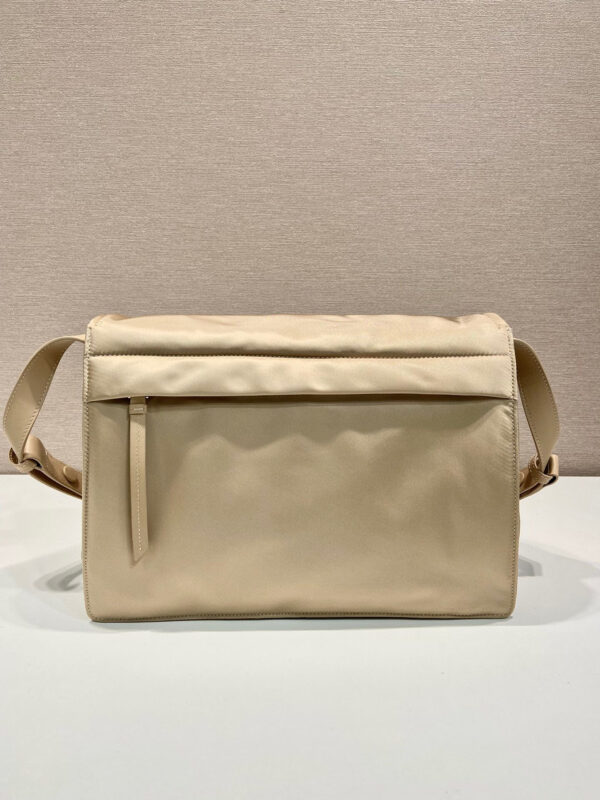 Medium Padded Shoulder Bag In Beige For Women 11.8in/ 30cm