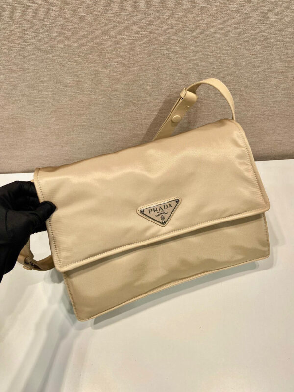 Medium Padded Shoulder Bag In Beige For Women 11.8in/ 30cm