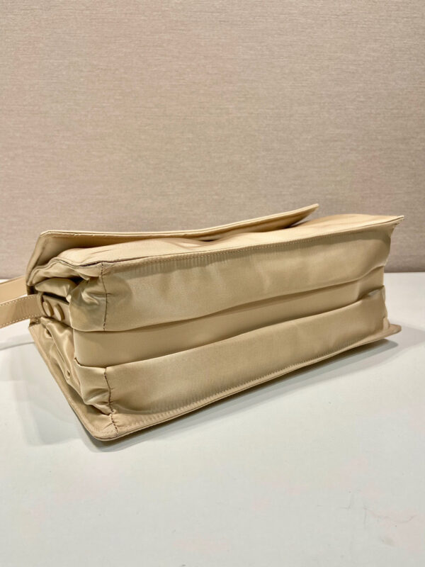 Medium Padded Shoulder Bag In Beige For Women 11.8in/ 30cm