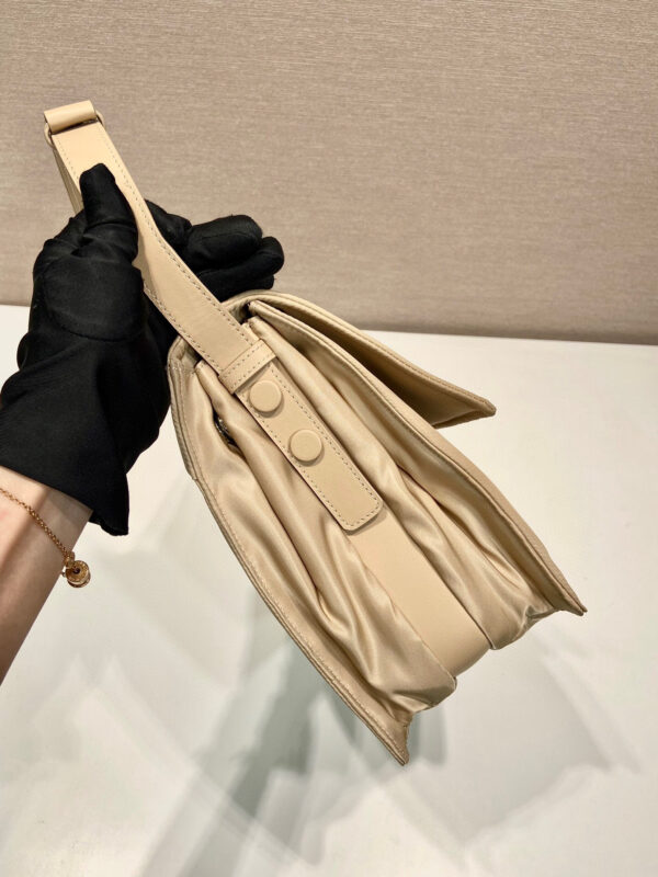 Medium Padded Shoulder Bag In Beige For Women 11.8in/ 30cm