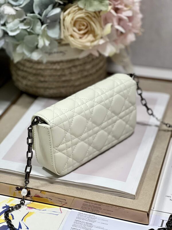 1:1 Replica Mini Miss Dior Bag White/ Black For Women 7 in/ 18.5cm