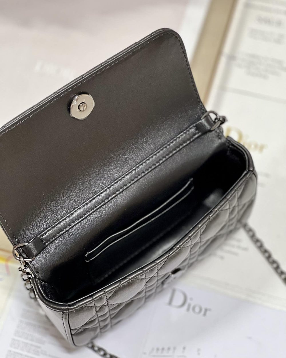 1:1 Replica Mini Miss Dior Bag White/ Black For Women 7 in/ 18.5cm